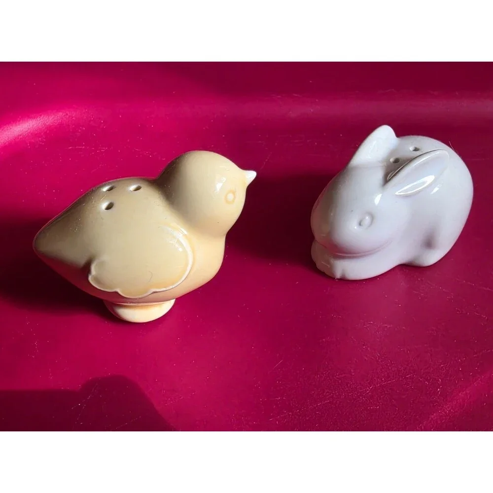 Vintage Hallmark Salt & Pepper Shakers Spring Baby Bunny Rabbit & Yellow Chick